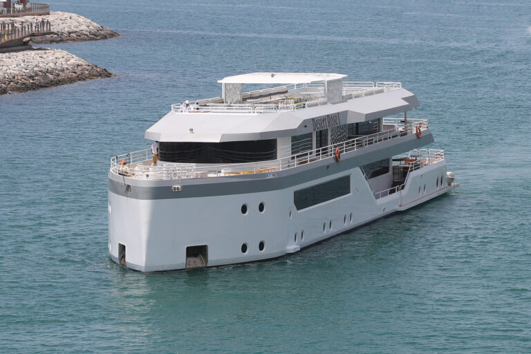 Desert Rose Yacht