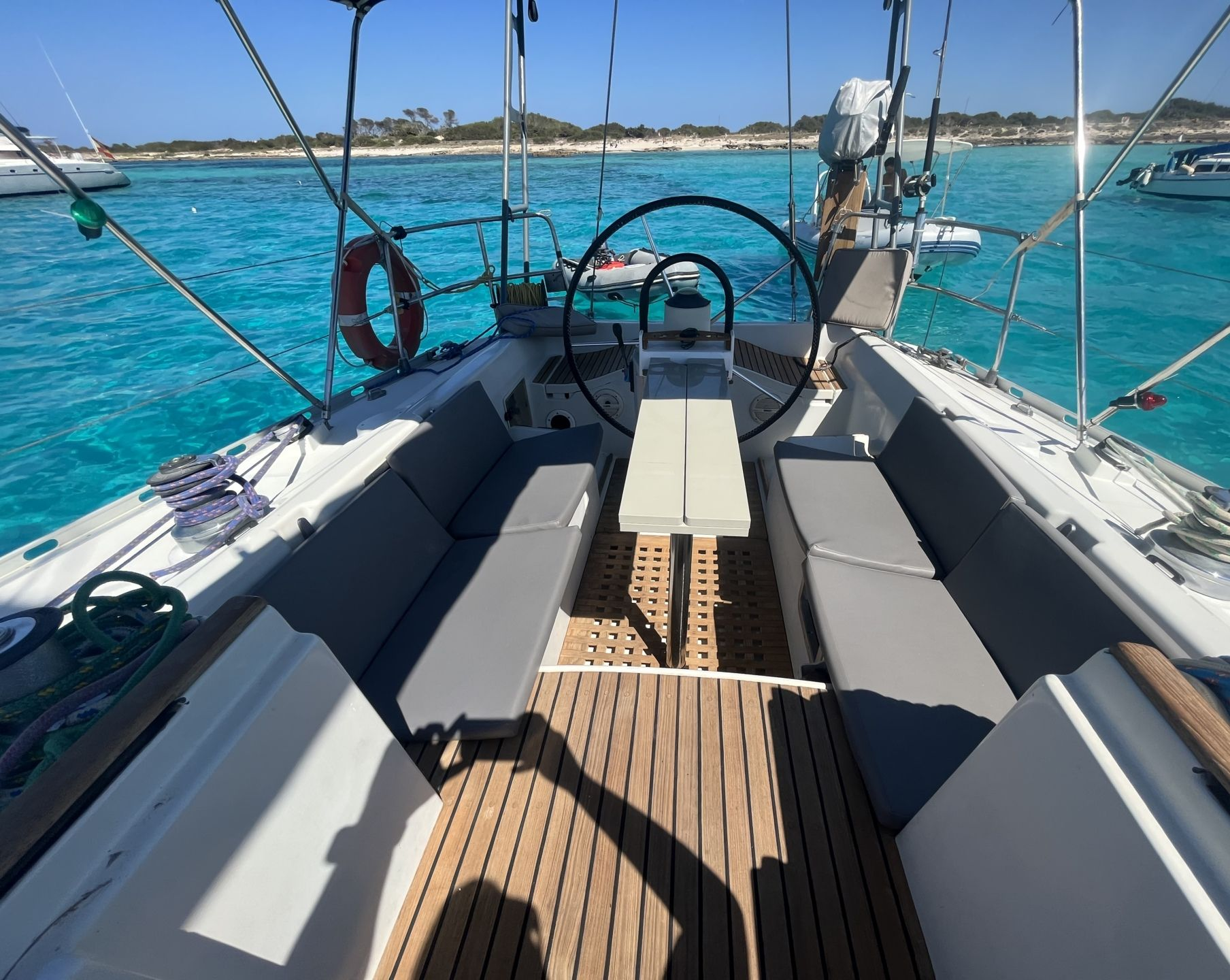 Beneteau — First 38 (2020)