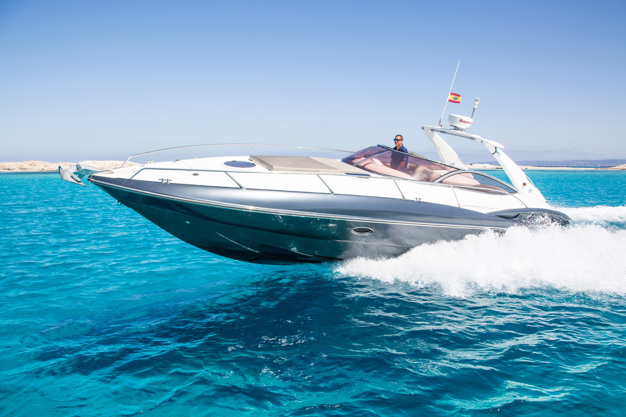 SUNSEEKER SUPERHAWK 40 GREAT NEWS