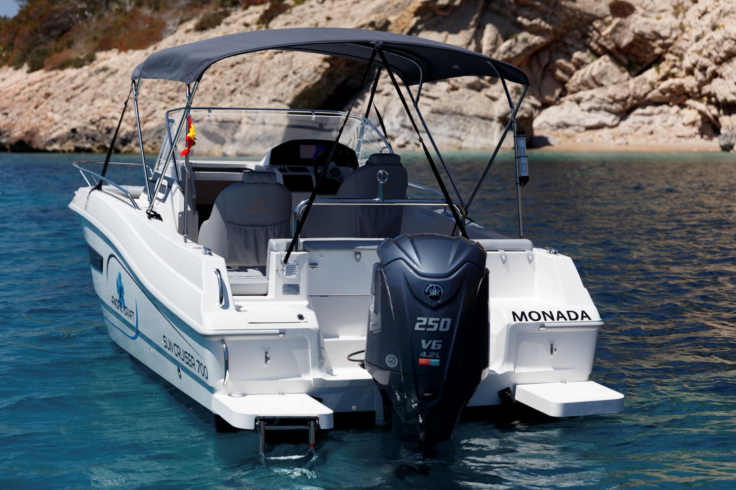Pacific Craft 700 Monada