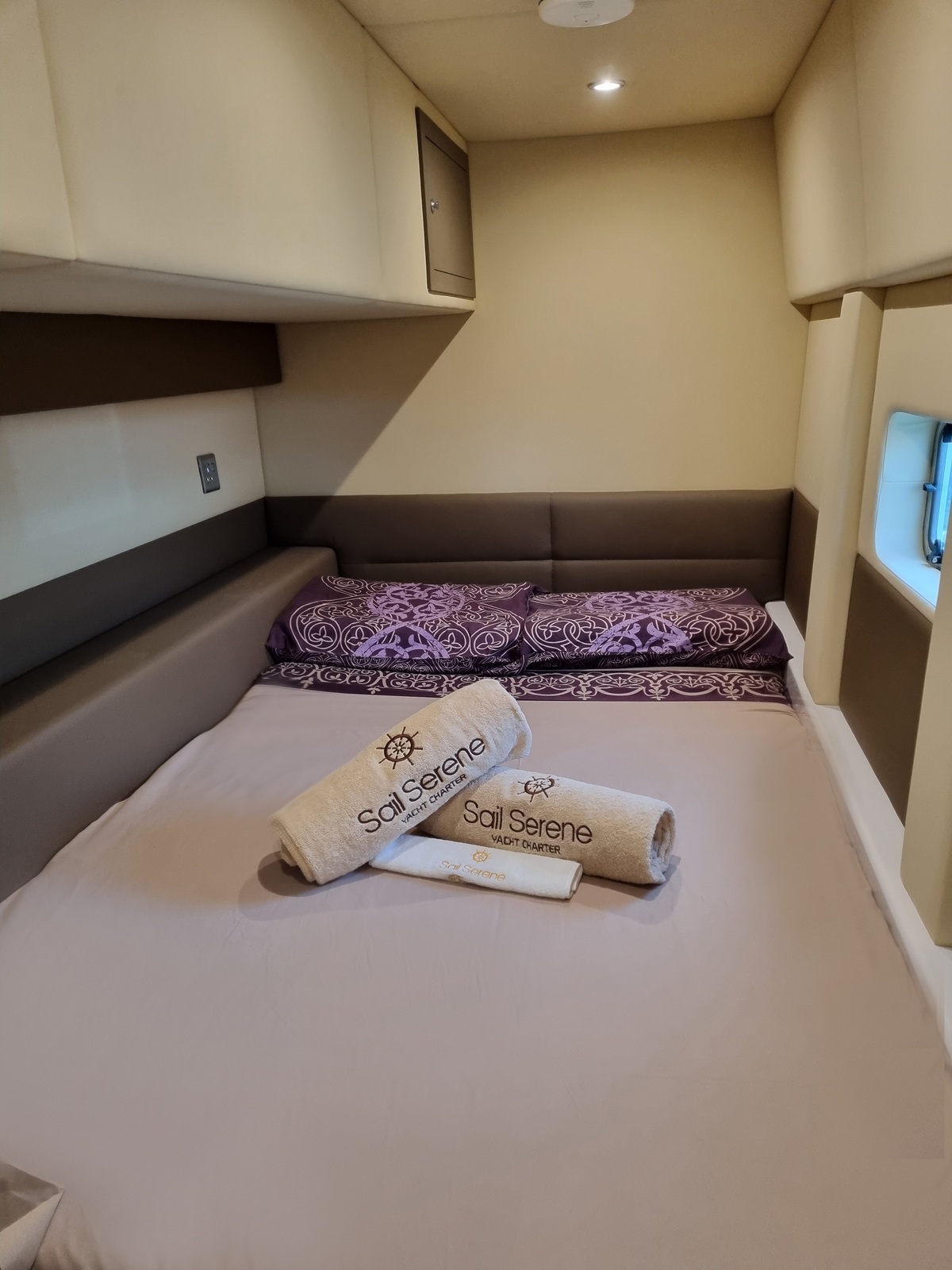 Calypso Catamaran – BBQ Onboard