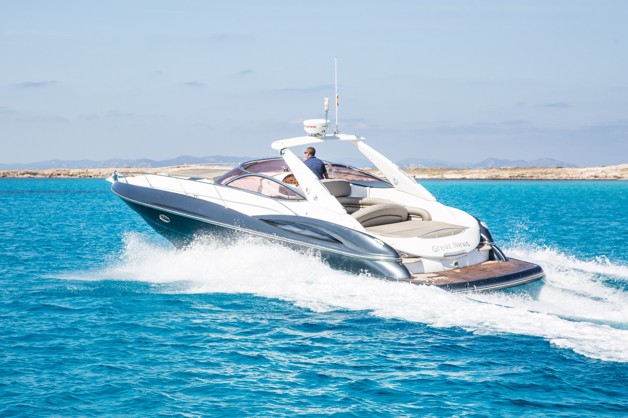 SUNSEEKER SUPERHAWK 40 GREAT NEWS