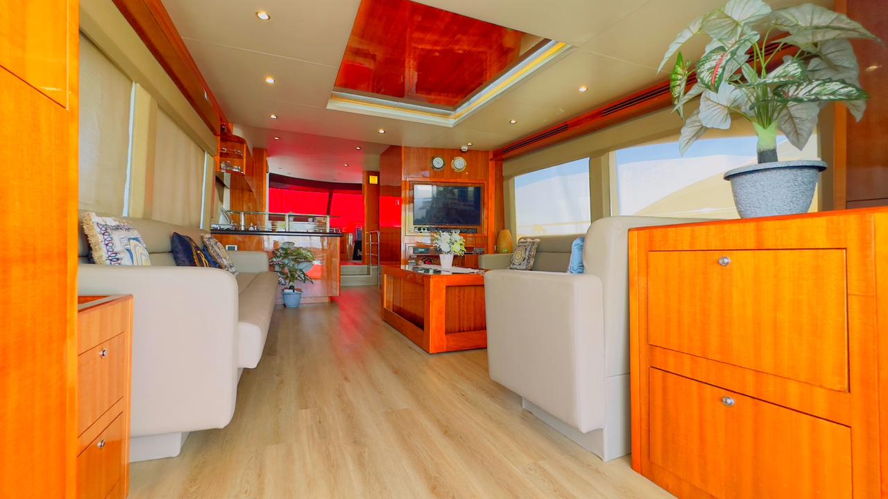 Big Daddy Yacht Dubai