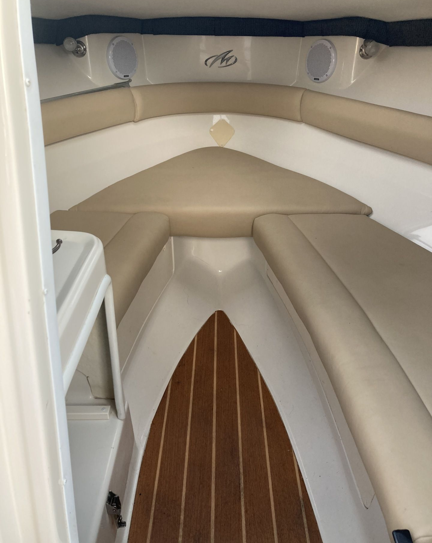 Monterey — 214 Fs (2008)