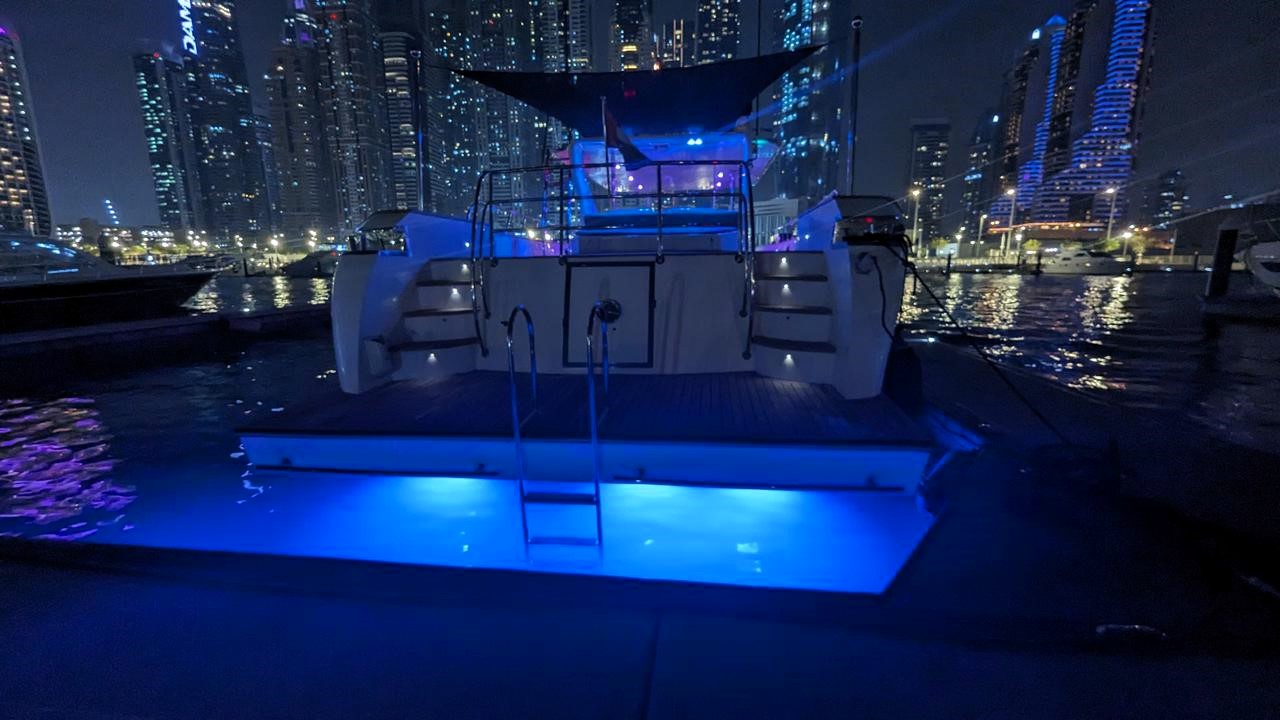 Vida Loka Yacht 75 ft (Open Deck)