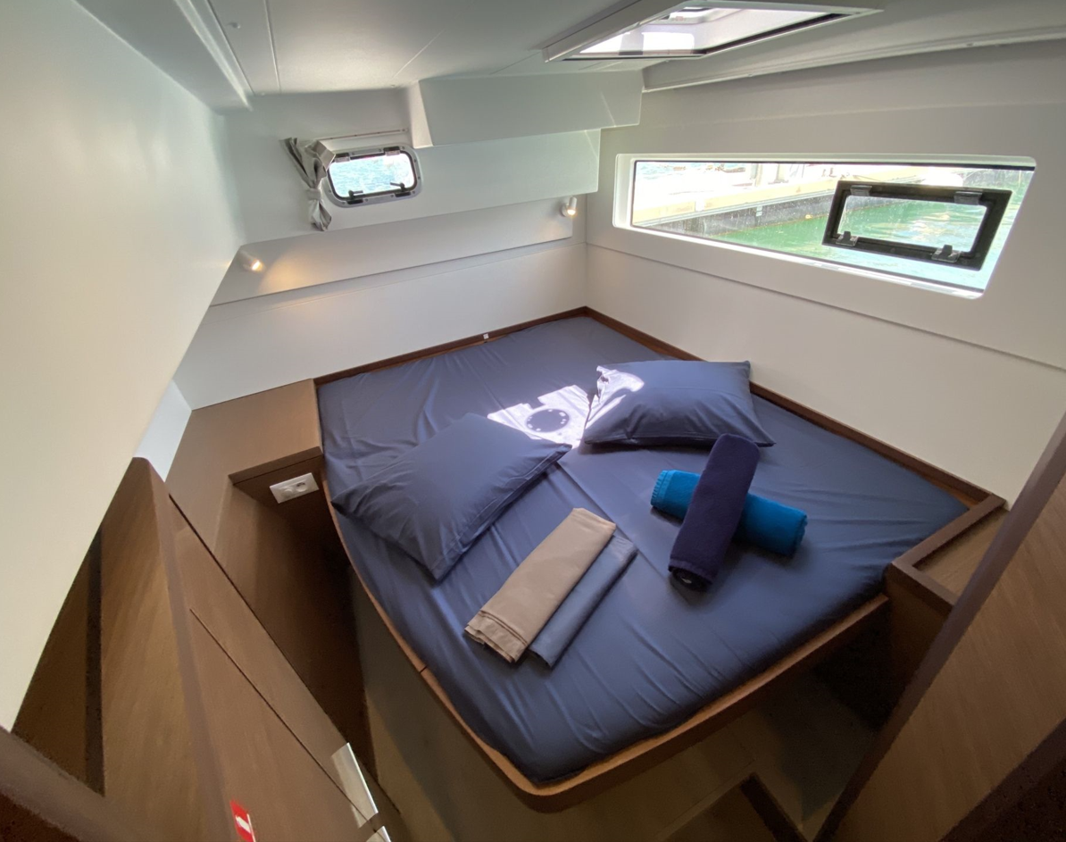 Lagoon — Lagoon 40 (2020)