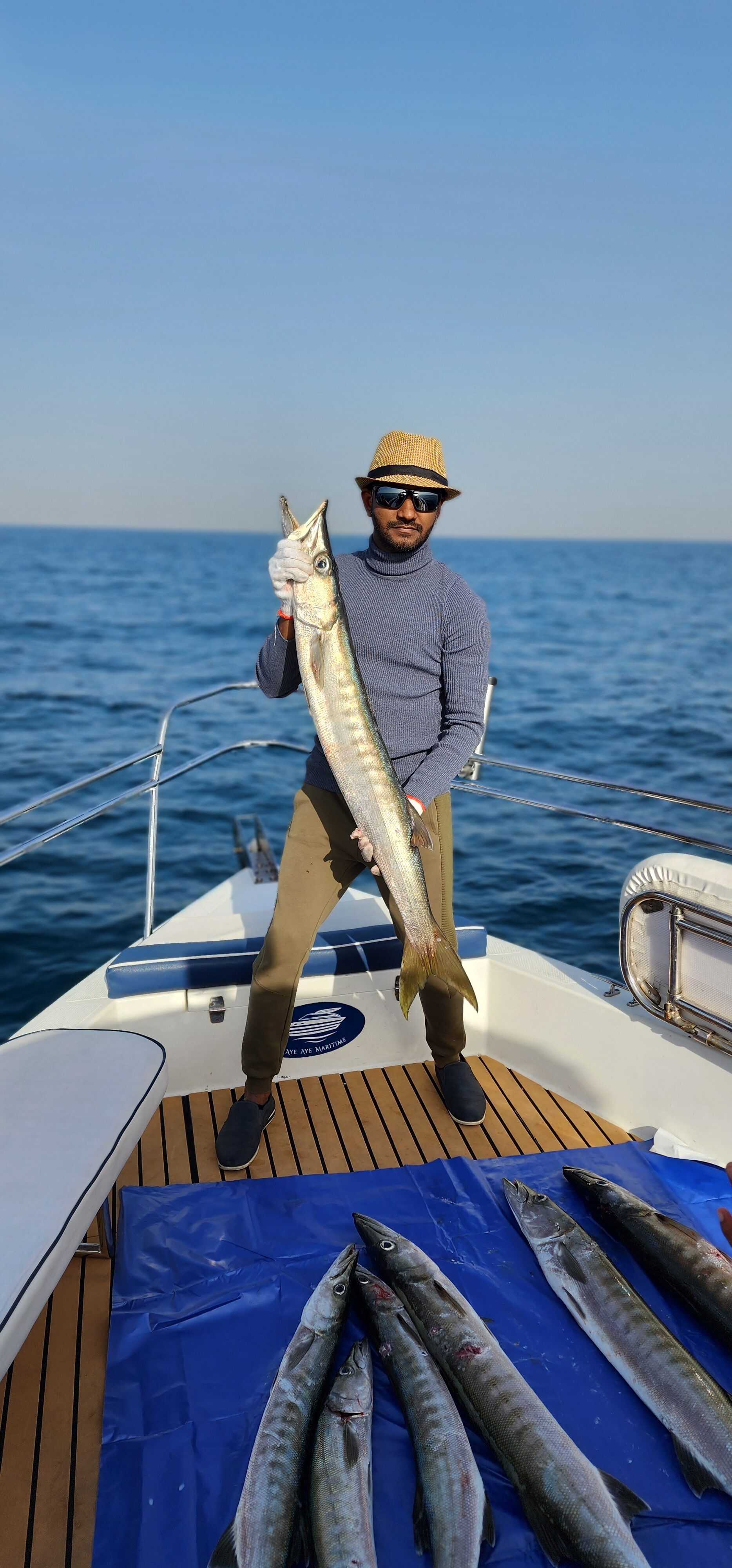 Deep Sea fishing (4 hrs) for 10 pax.