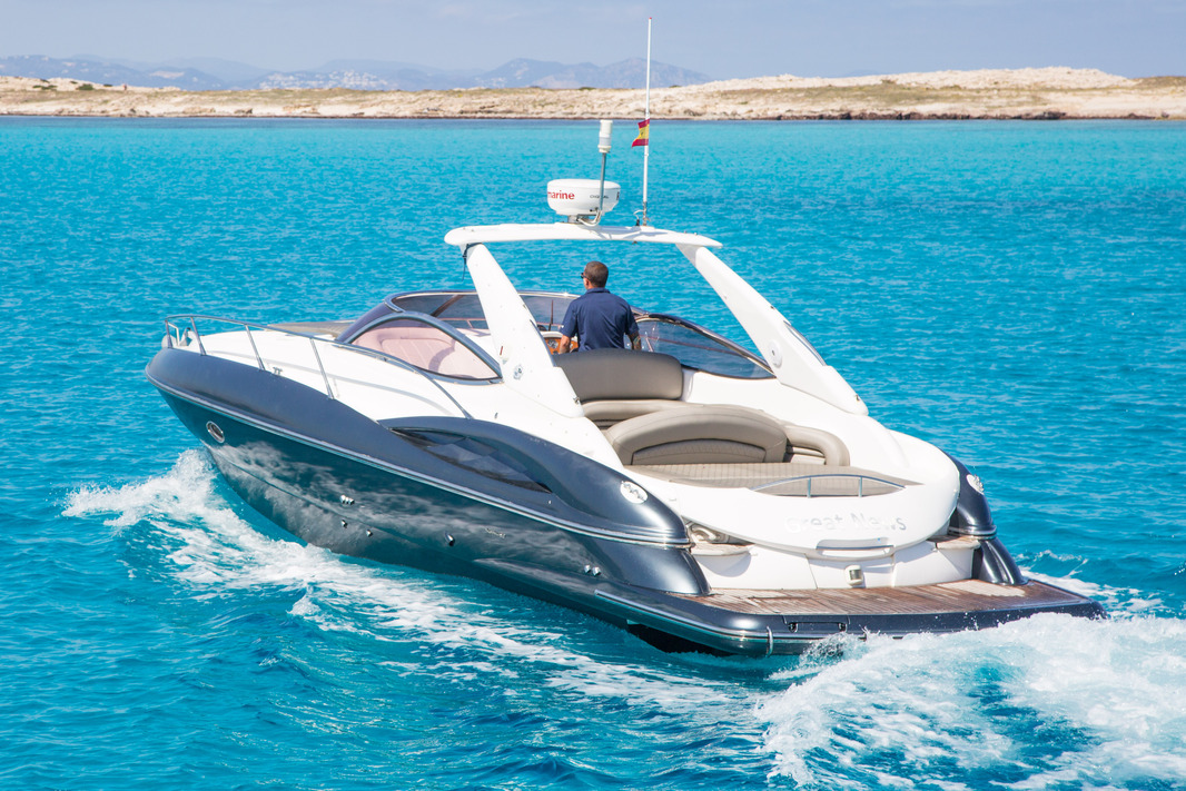 SUNSEEKER SUPERHAWK 40 GREAT NEWS