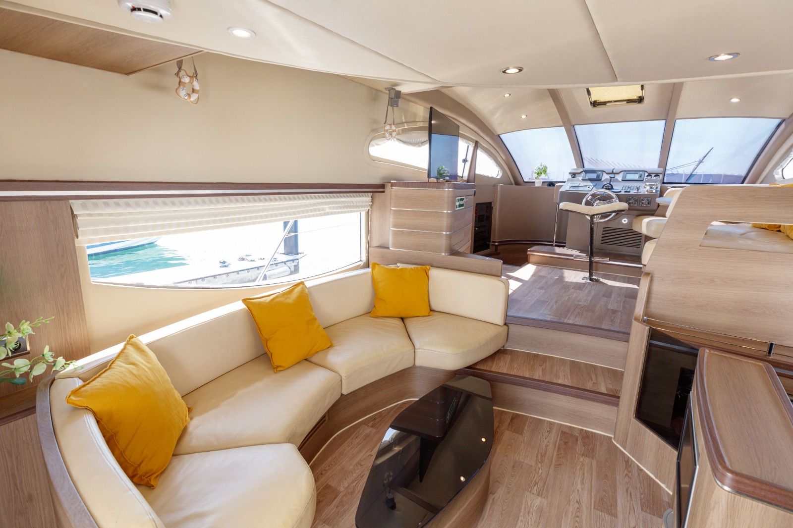 55ft Veronika