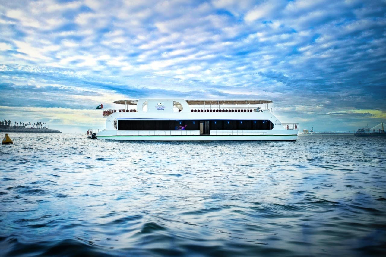 Catamaran Monalisa