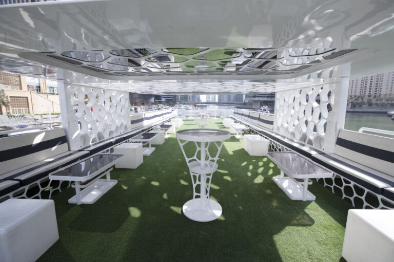 Desert Rose Yacht