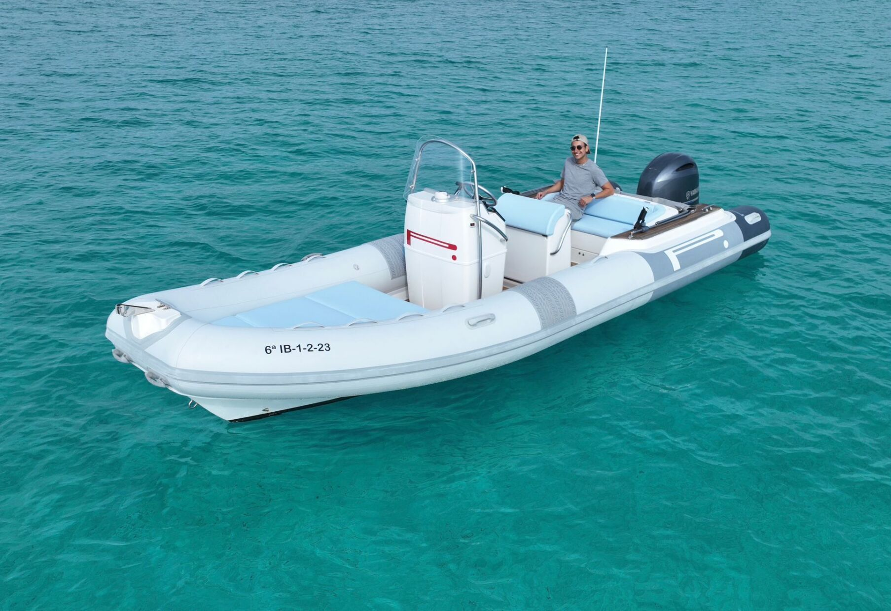 Pirelli — Pzero 660 (2017)