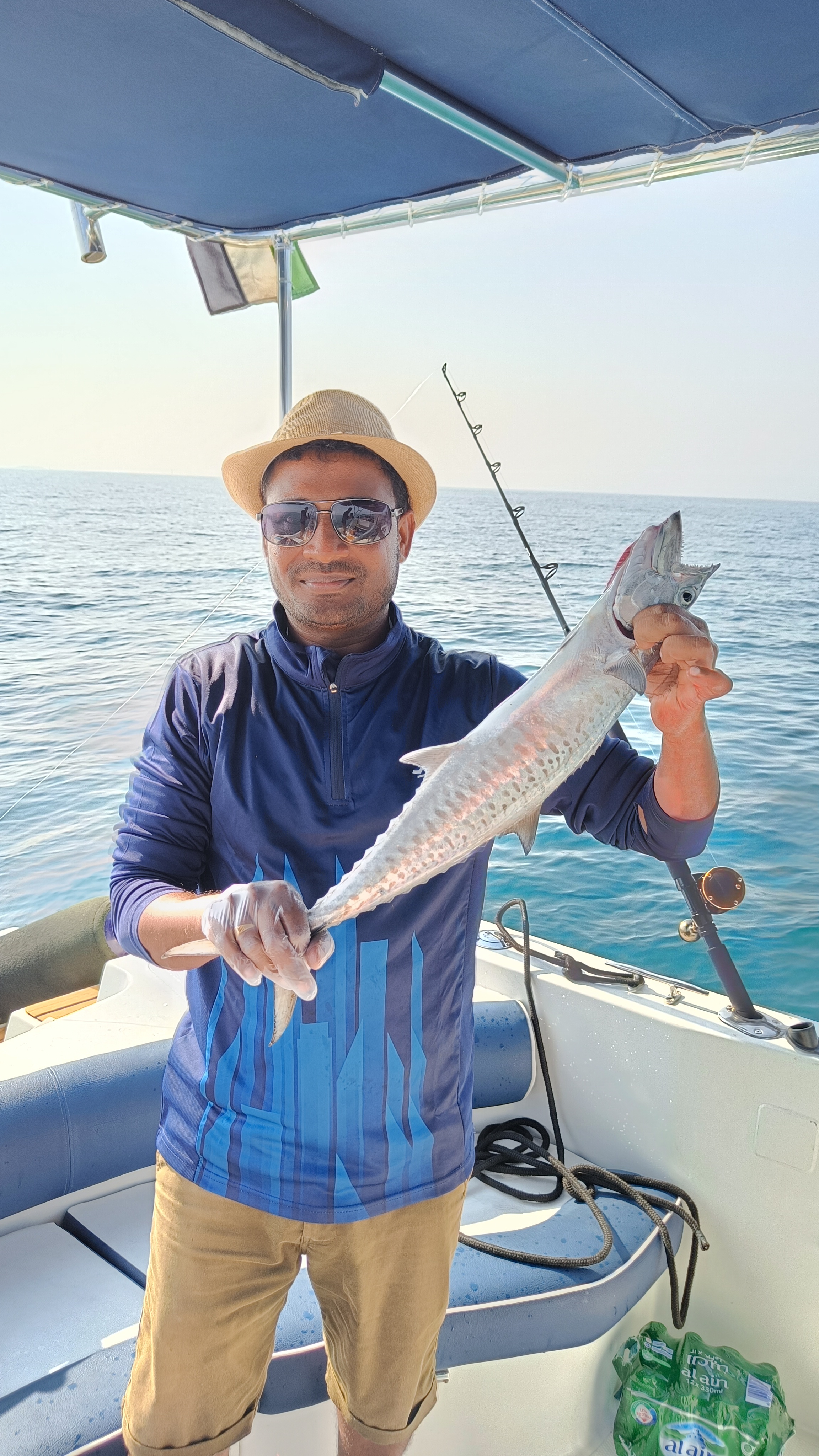 Deep Sea fishing (4 hrs) for 10 pax.