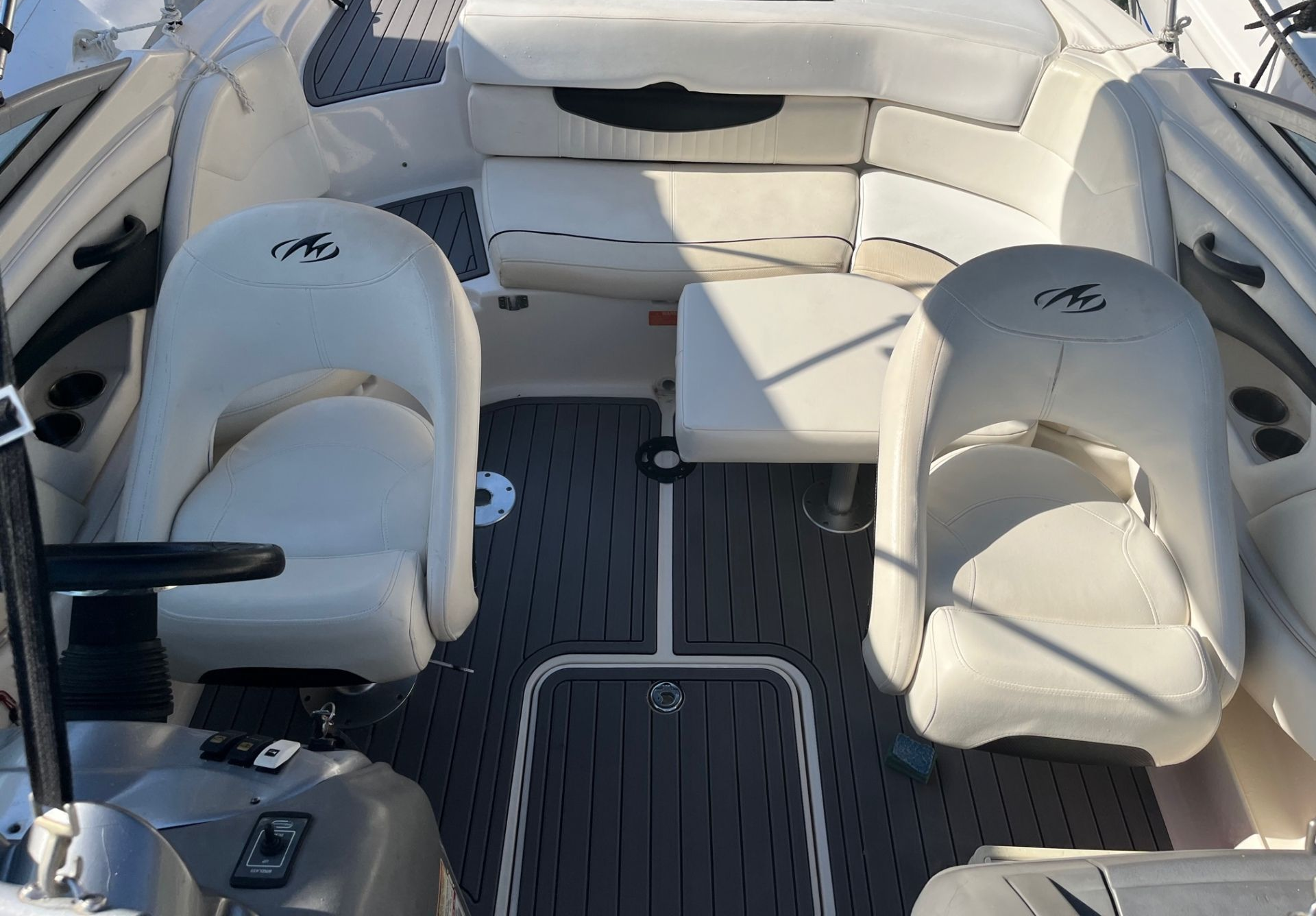 Monterey — 214 Fs (2008)