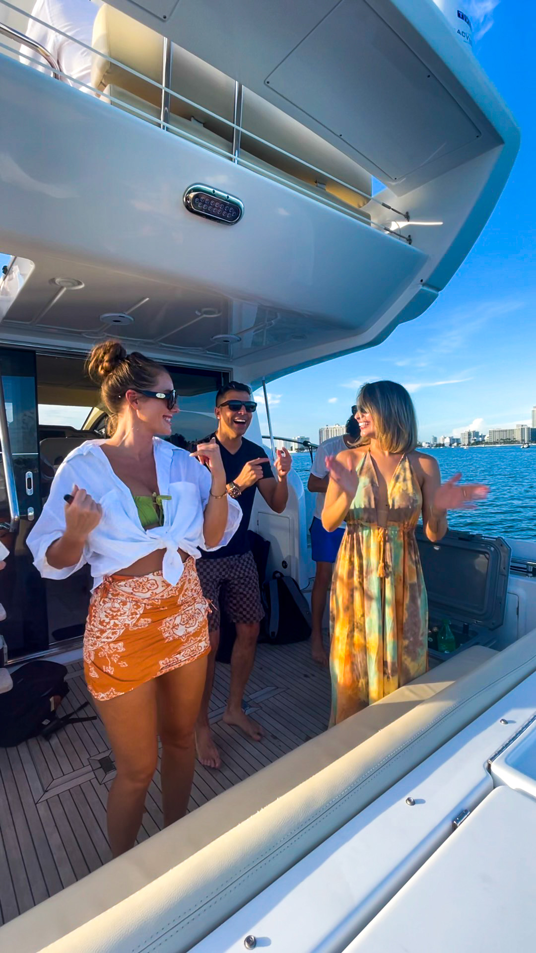 Cruise Miami in a Luxurious Azimut Flybridge