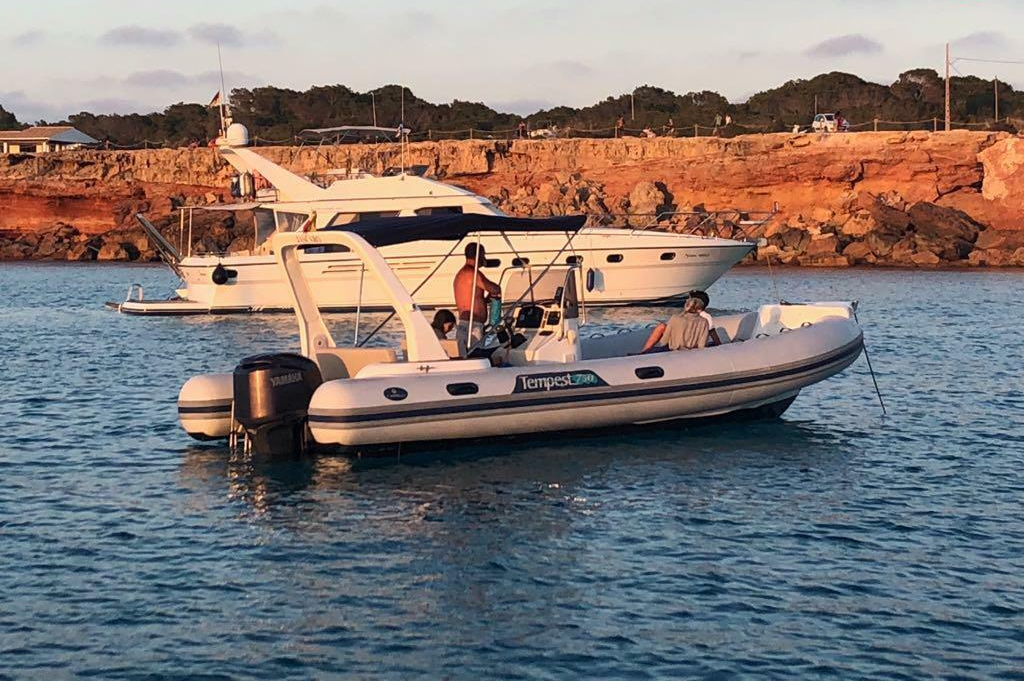 Capelli — Tempest 7.5 (2015)