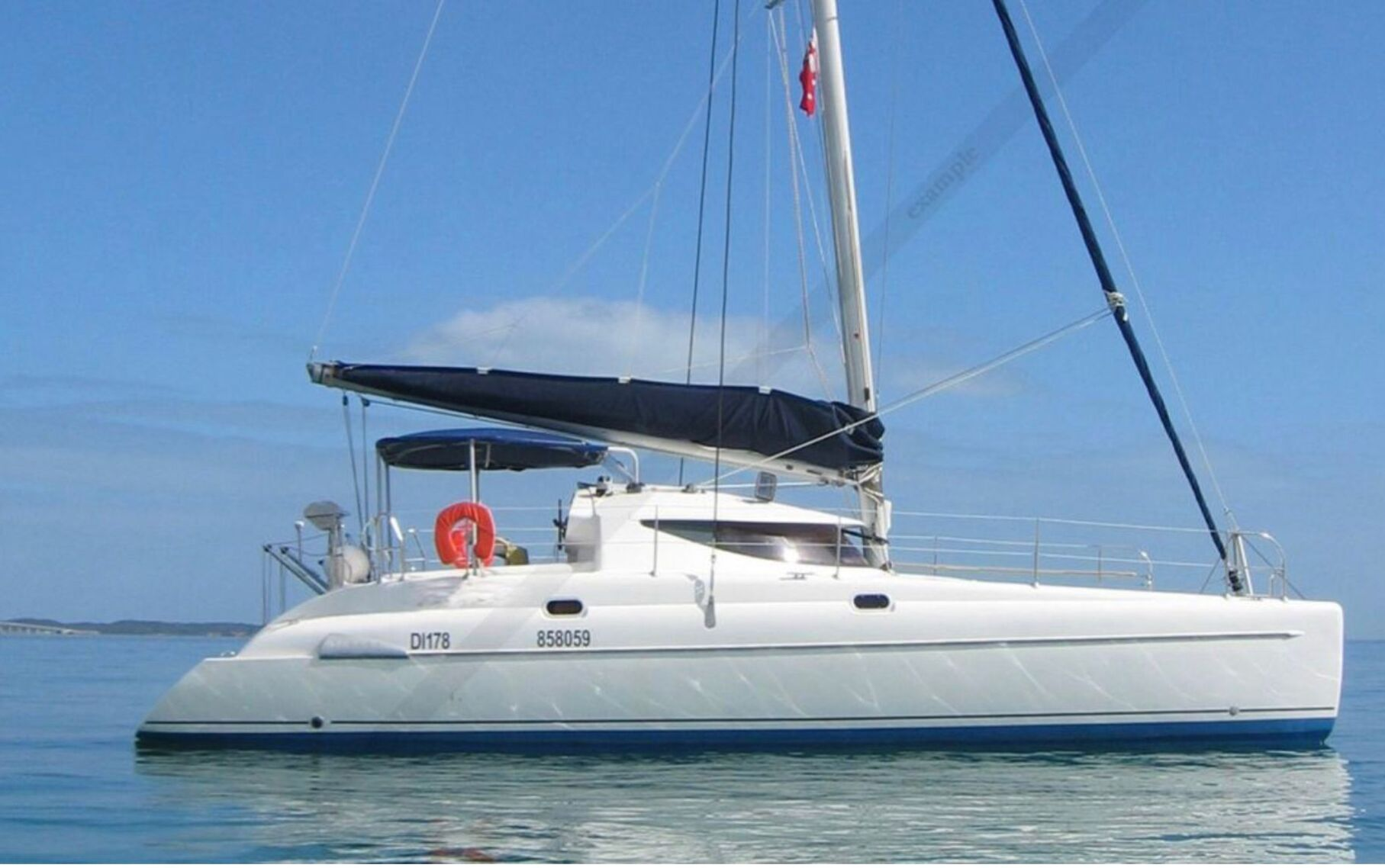 Fountaine Pajot — Athena 38 (2006)