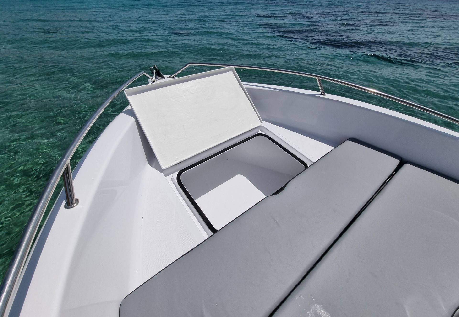 VORAZ 500 2022 – 17ft/5m 40cv (2022)