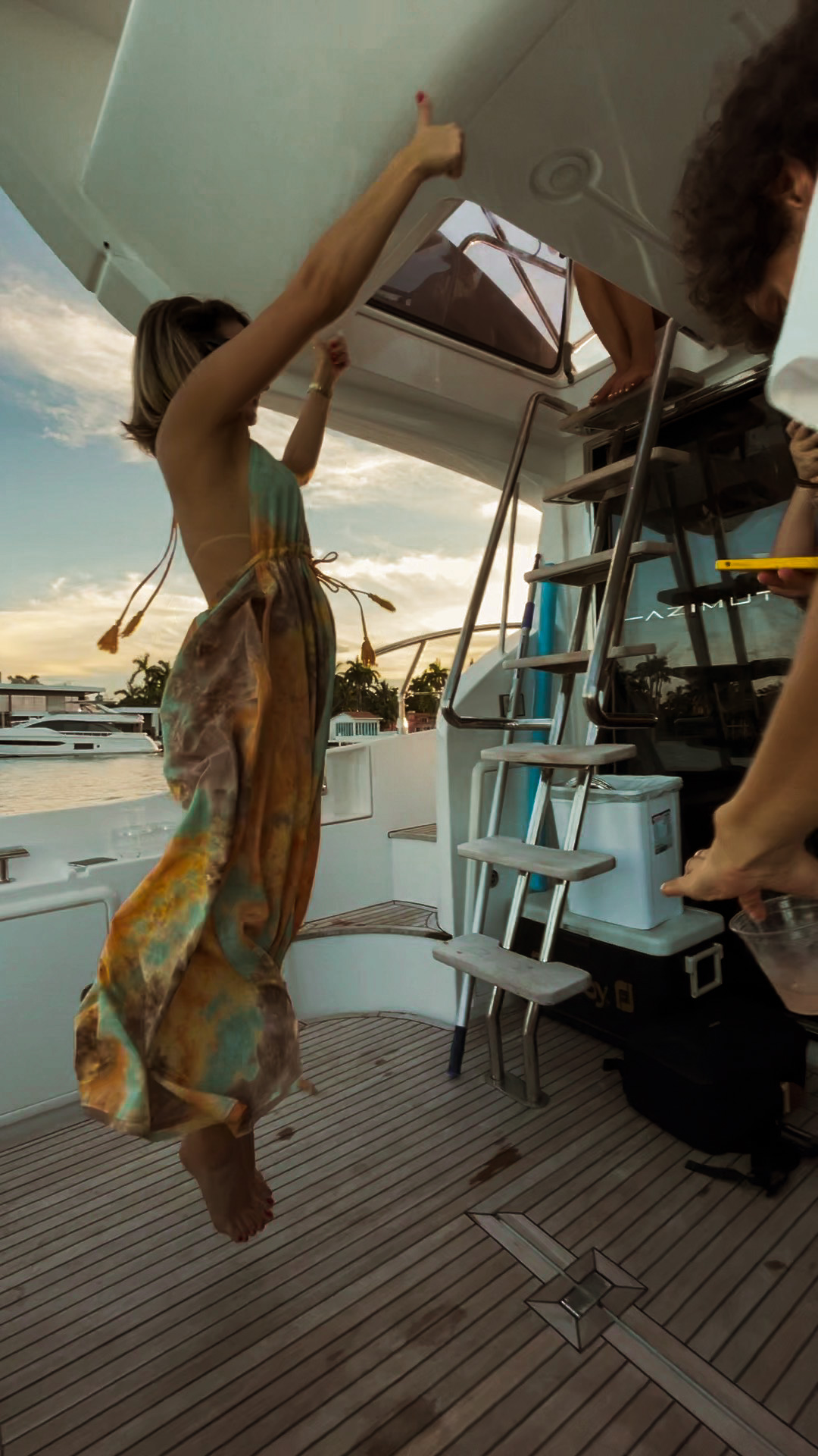 Cruise Miami in a Luxurious Azimut Flybridge