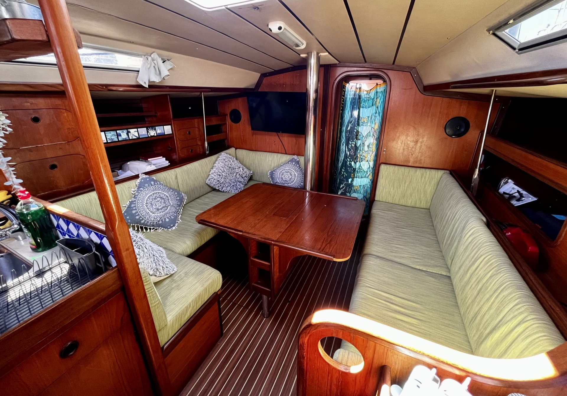 Beneteau — First 38 (2020)