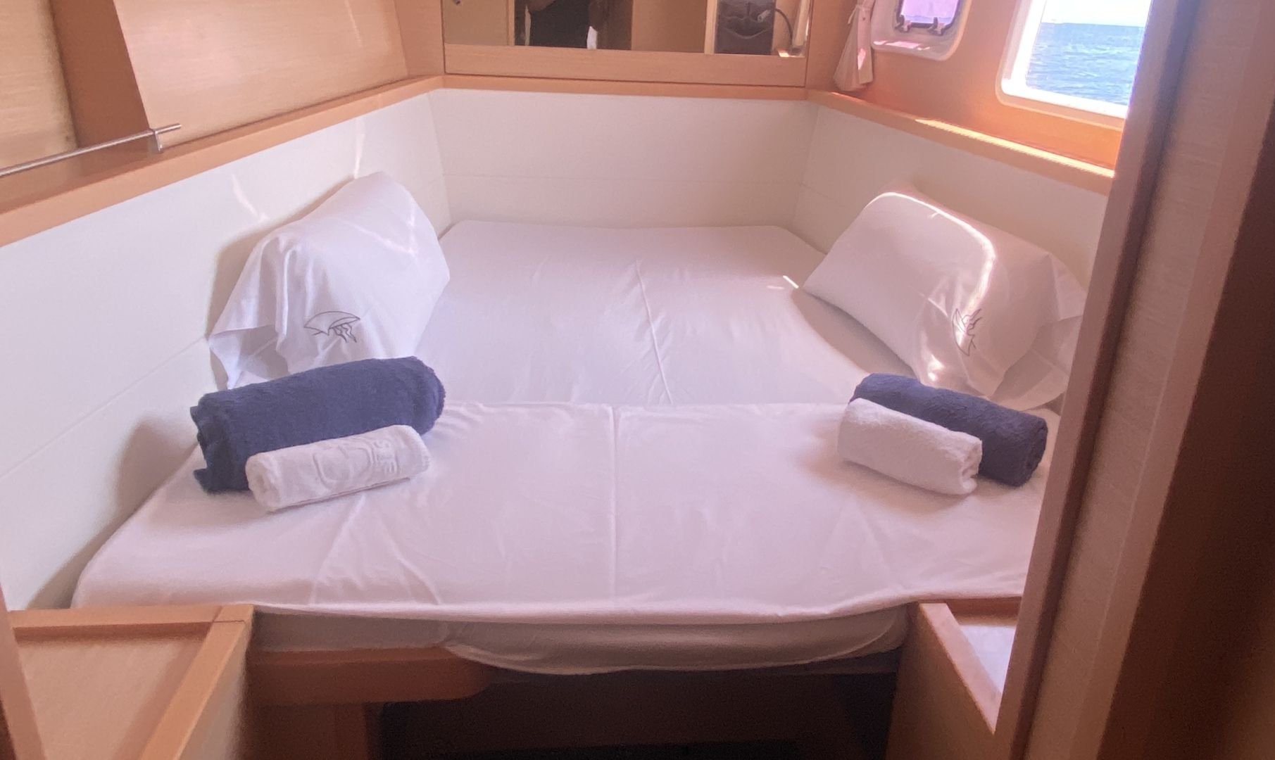 Lagoon — 450 (2012)