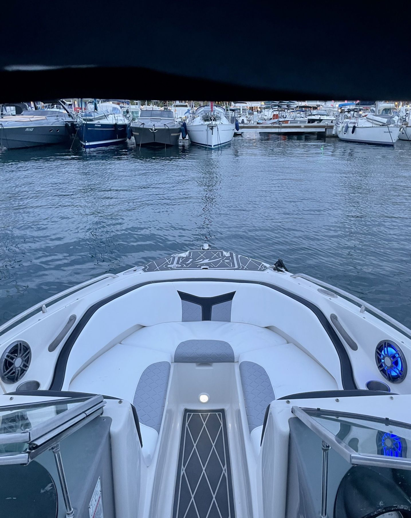 Monterey — 214 Fs (2012)