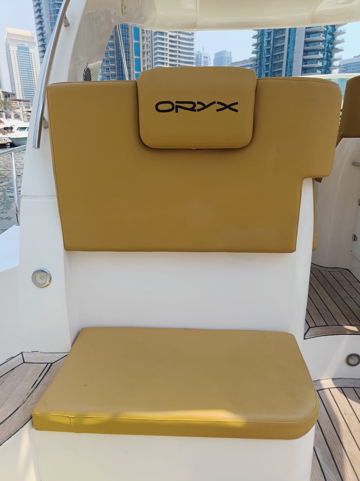 ORYX 36 mini yacht