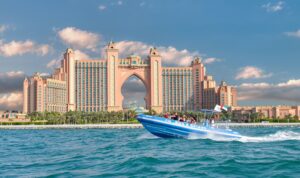 90-min Sightseeing Tour (Black Boats)