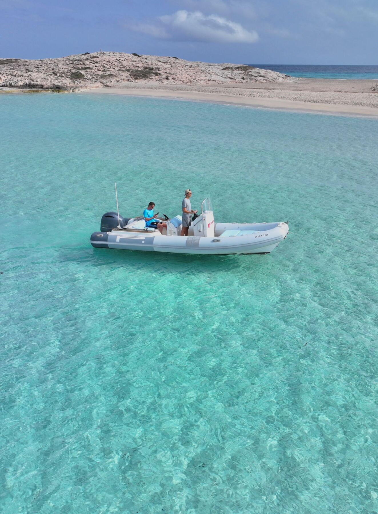 Pirelli — Pzero 660 (2017)