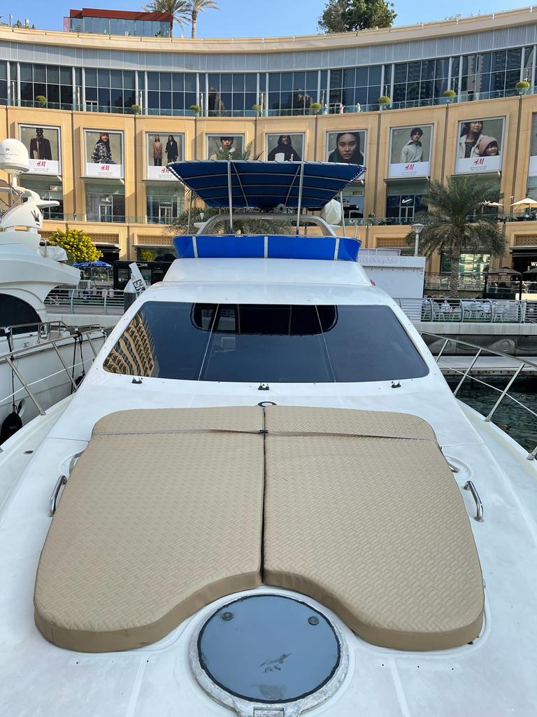 62ft Azimut (Royal Black)