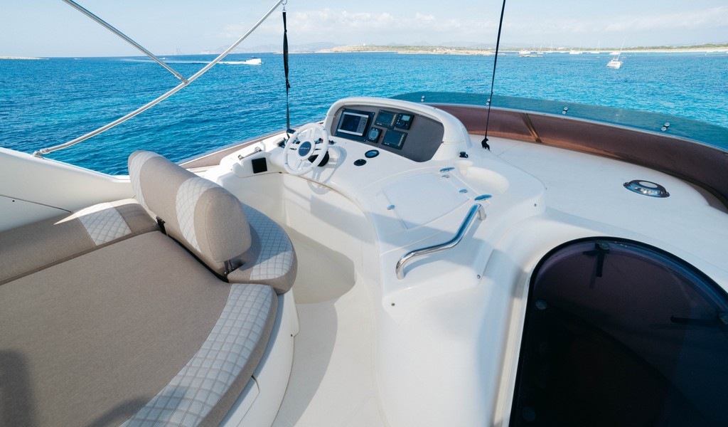 AZIMUT 68 FOUNDATION