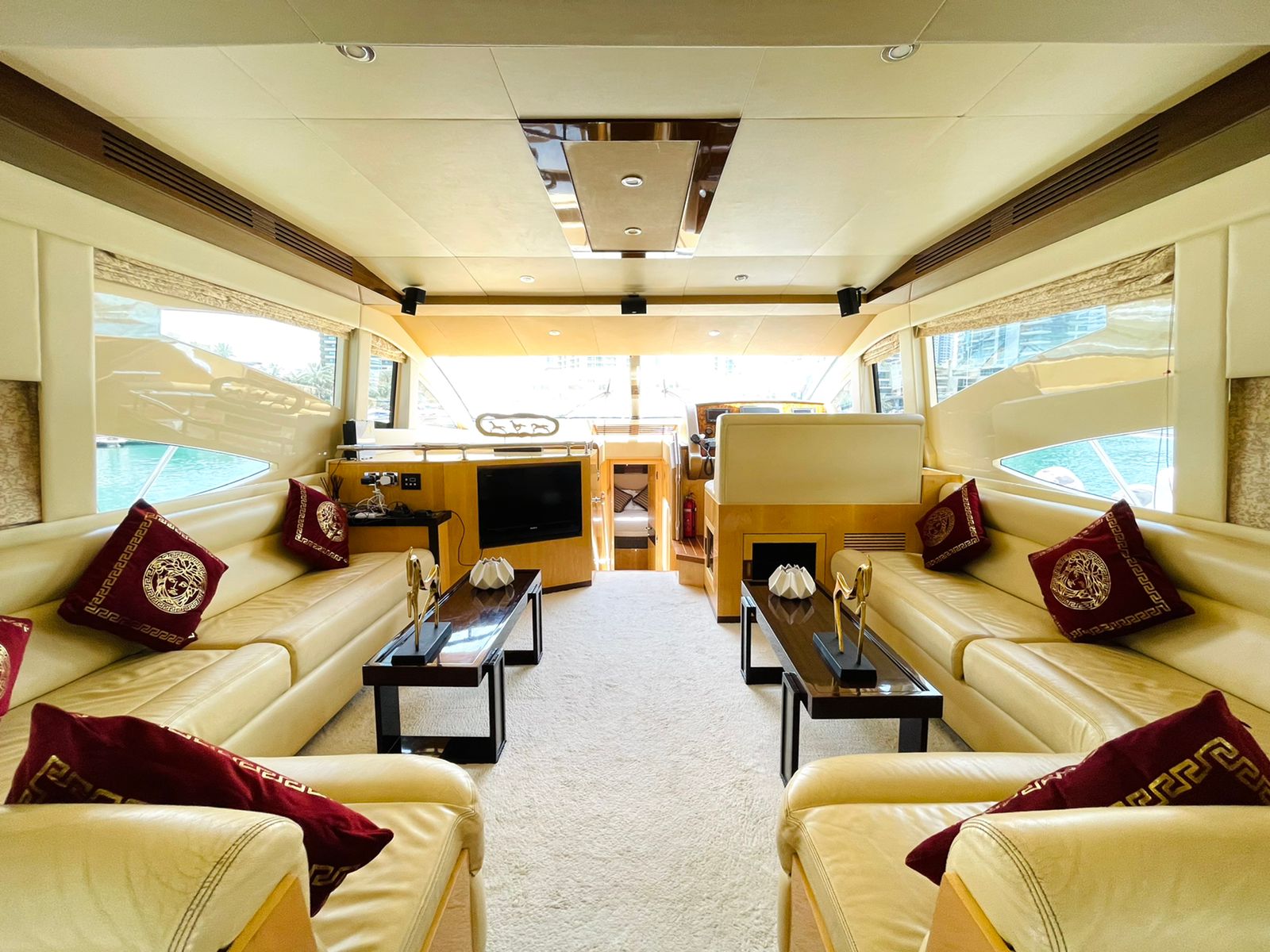 Birthday: 56ft Yacht for up to 20 guests