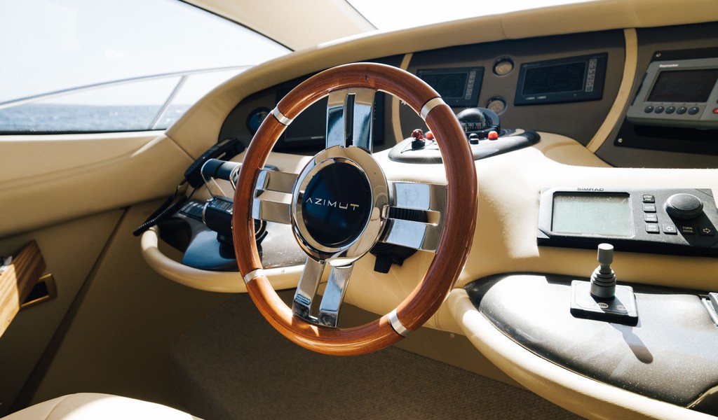 AZIMUT 68 FOUNDATION