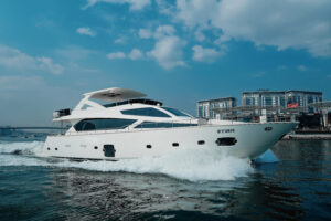92ft Polaris (Xclusive)