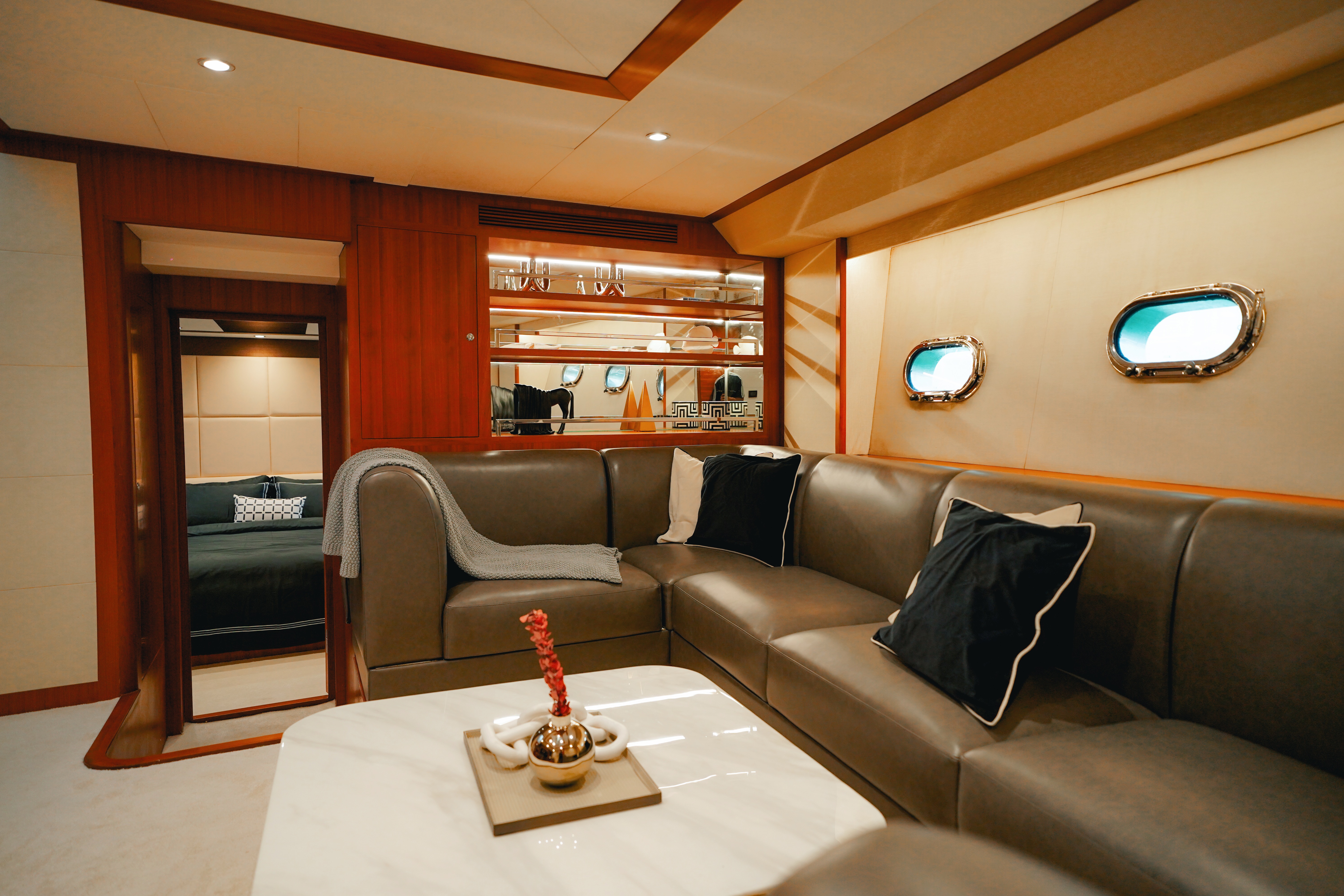 92ft Polaris (Xclusive)