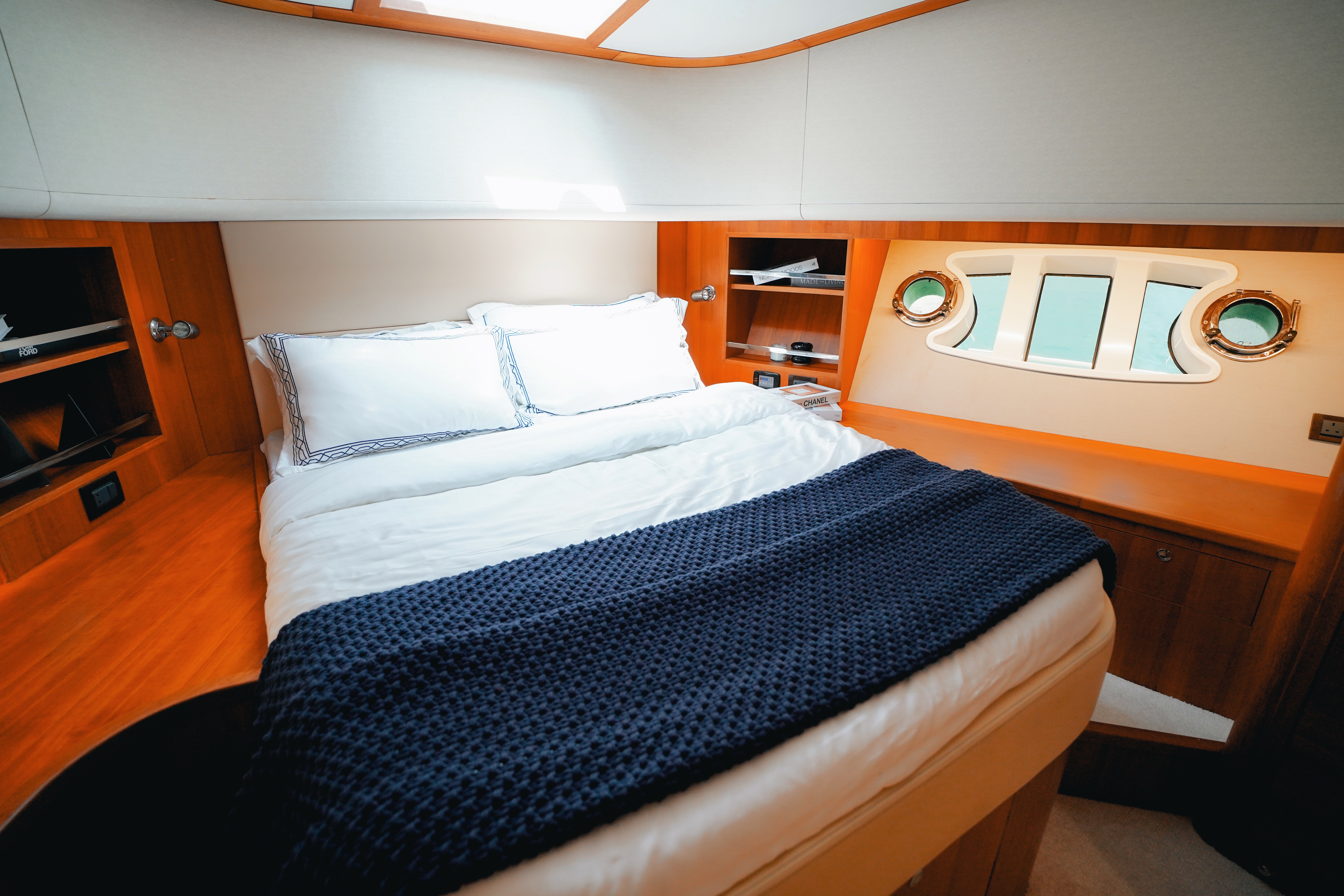 92ft Polaris (Xclusive)