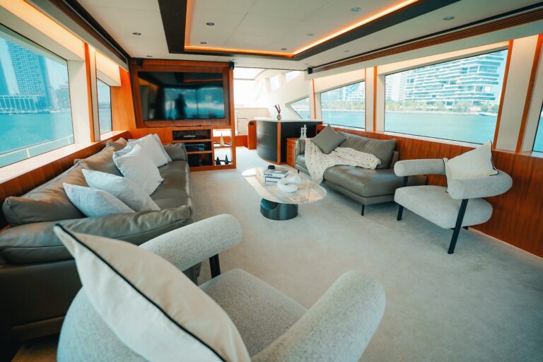 92ft Polaris (Xclusive)