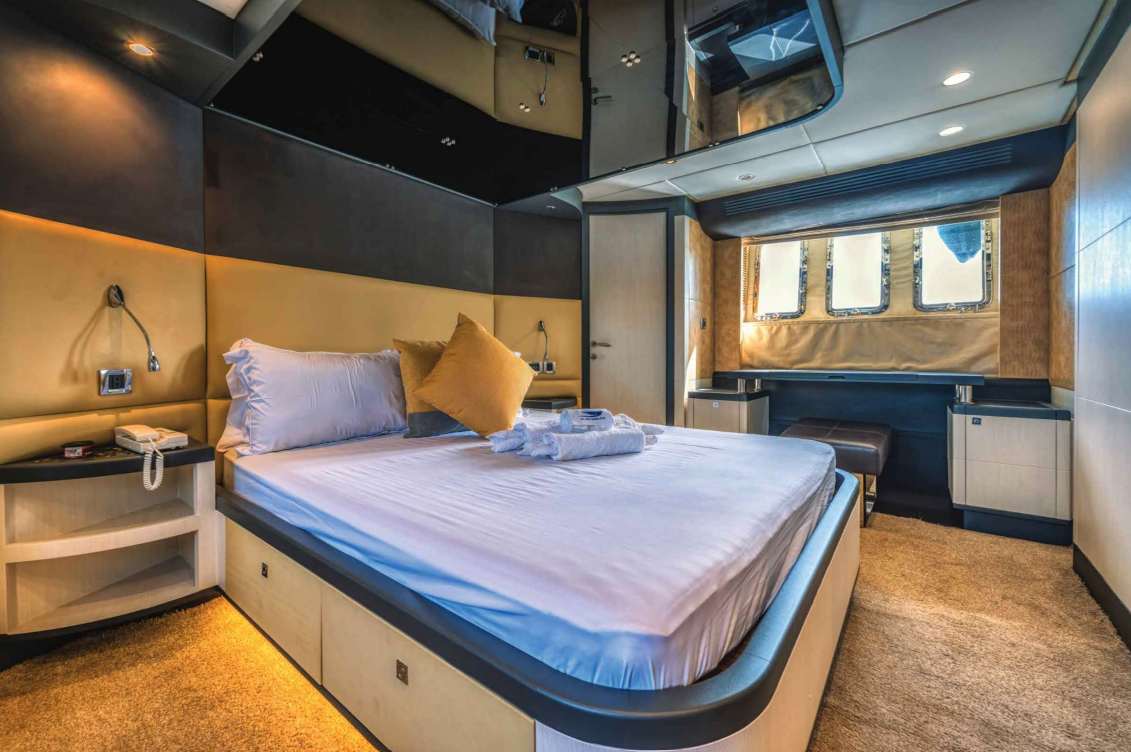 77ft Majesty/Diamond Dust