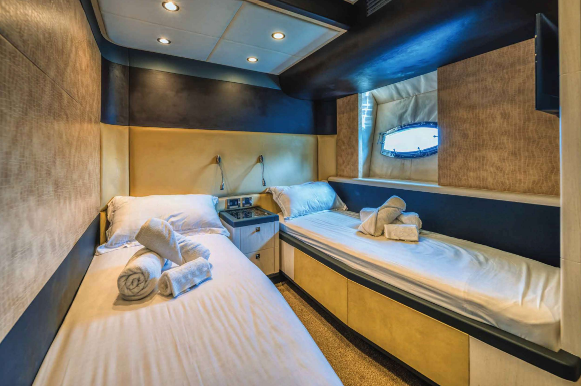 77ft Majesty/Diamond Dust