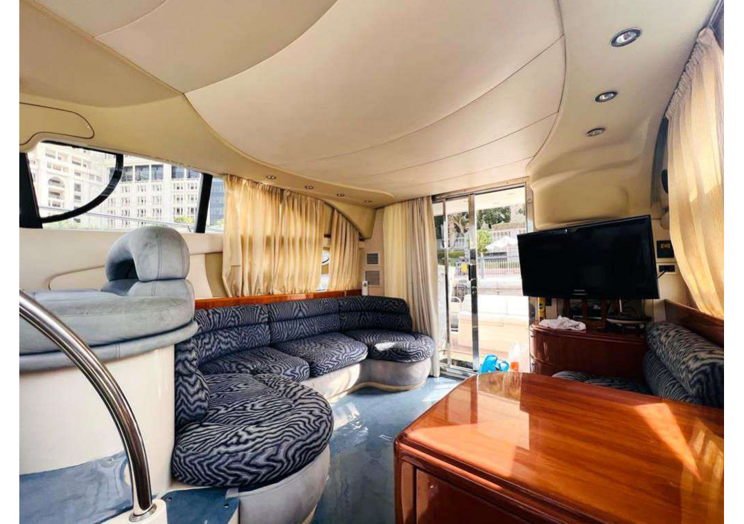 Marbella ( Azimut 42ft ) – 42ft/13m Boat