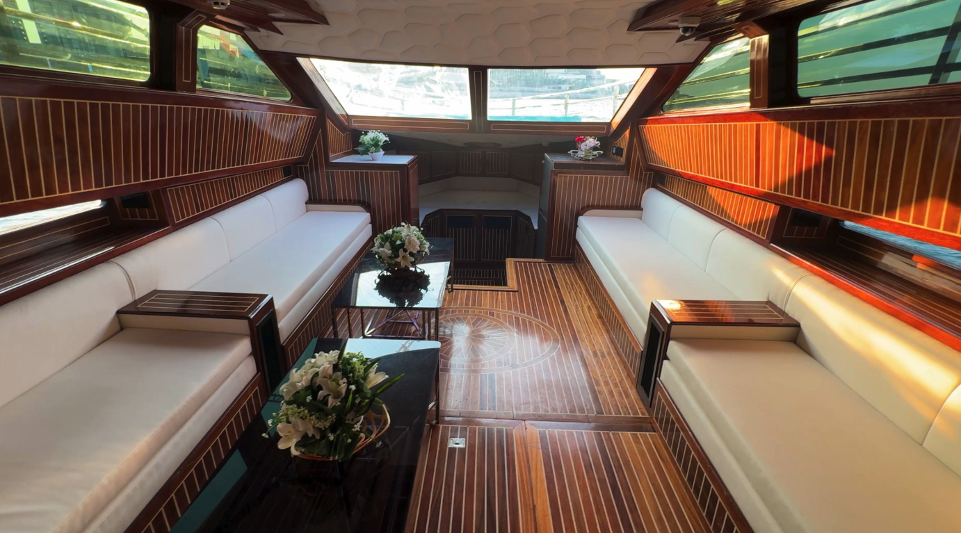 65ft Athina