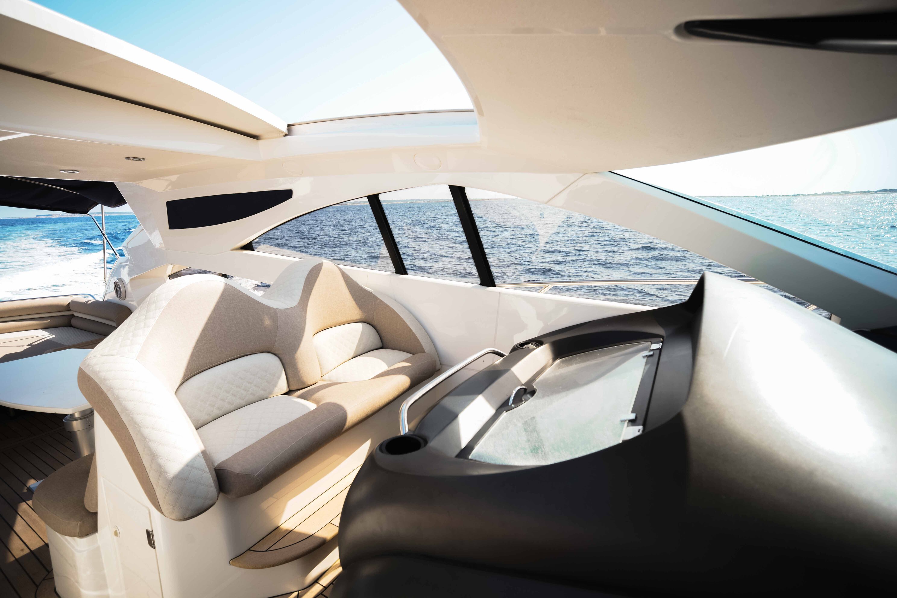 SUNSEEKER PREDATOR 68 CHARLIE FOX