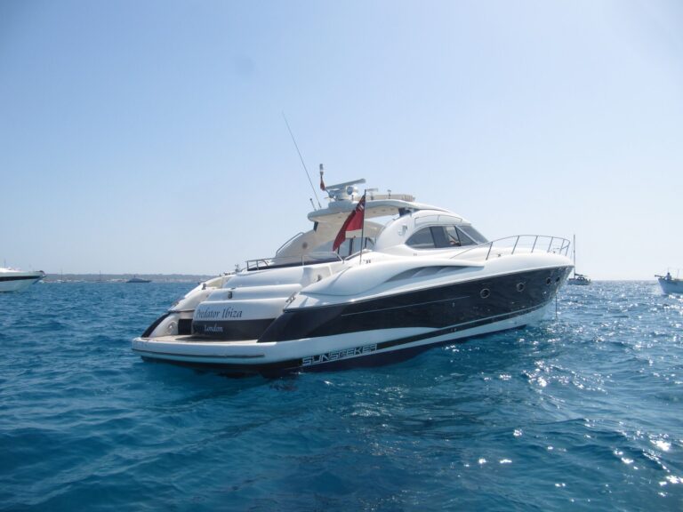 Sunseeker Predator