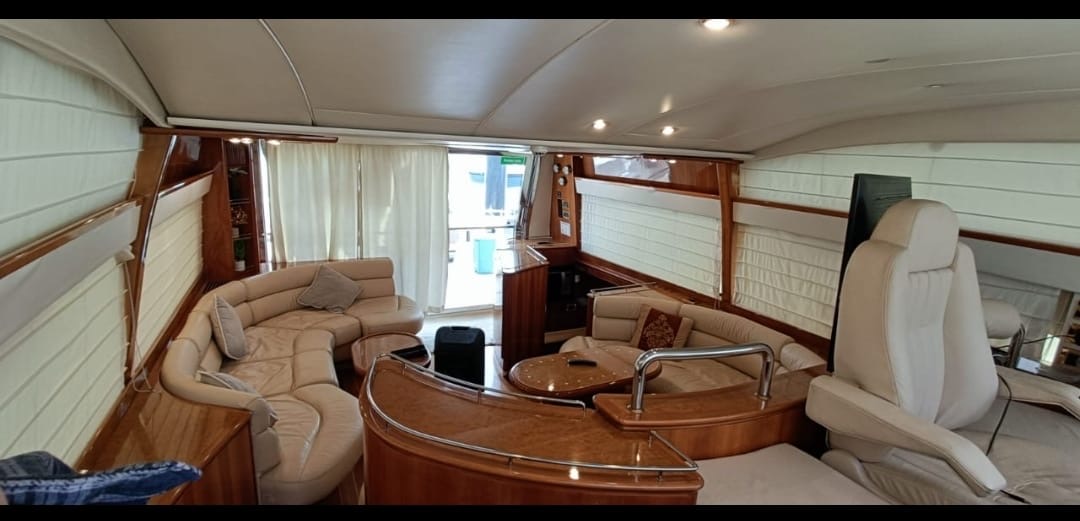 Azimut Italian 60ft (Renaissance)