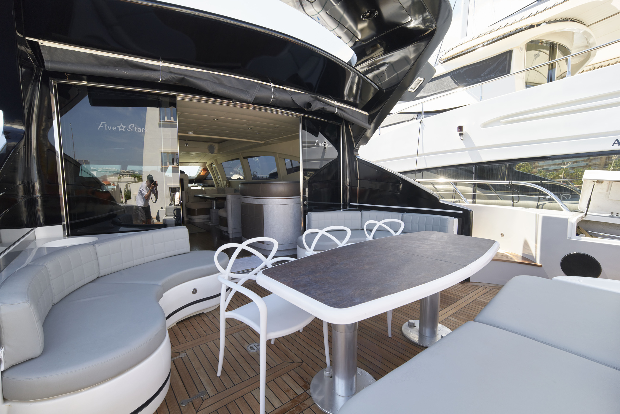 MANGUSTA 92 FIVE STARS