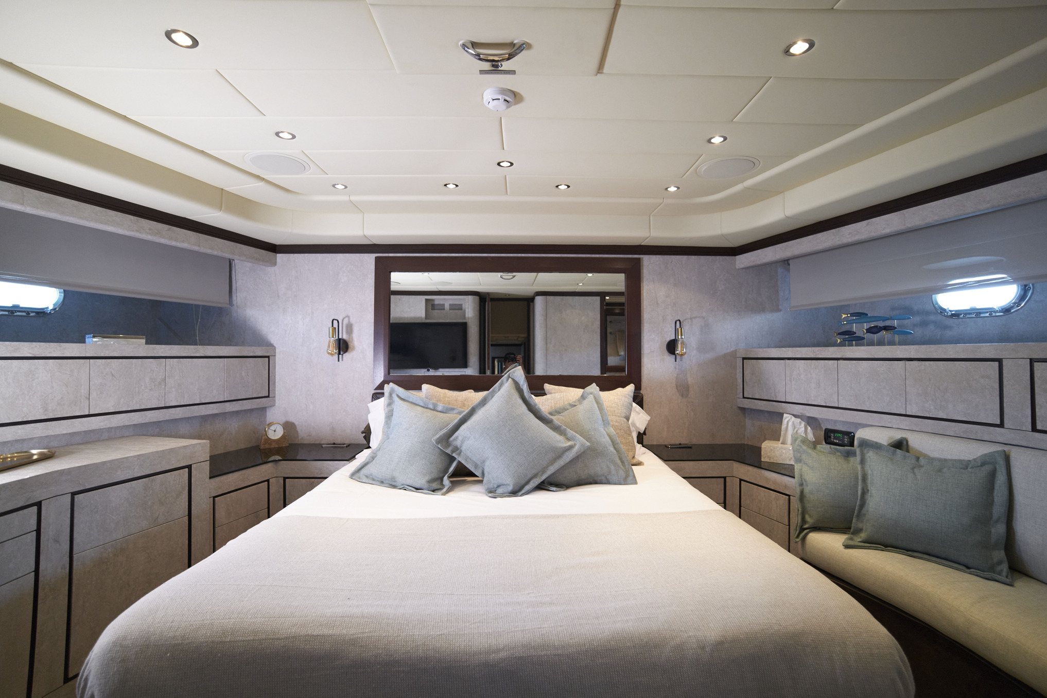 MANGUSTA 92 FIVE STARS