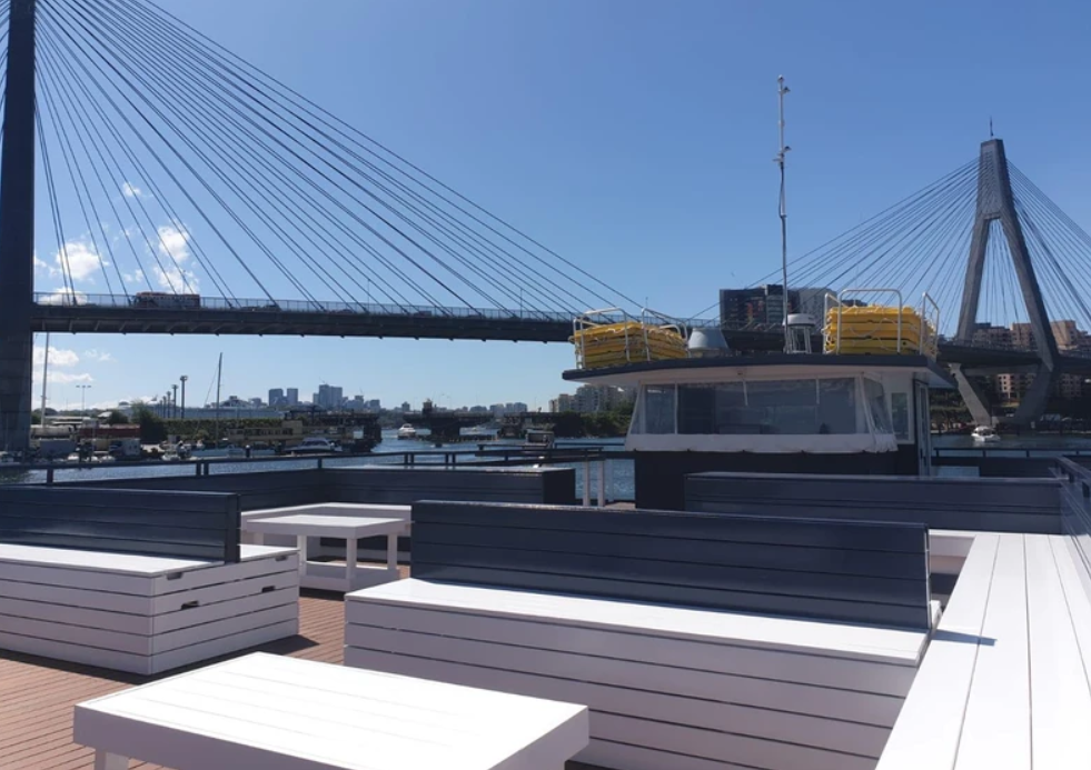 Le Bleu up to 240 guests!