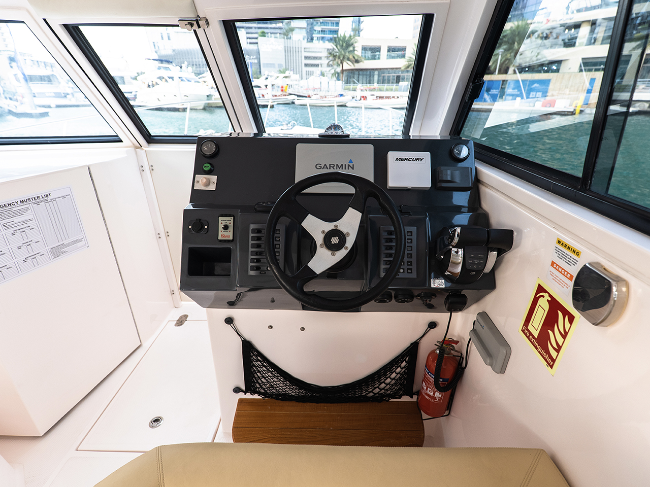 Yacht Charter Thunderbird