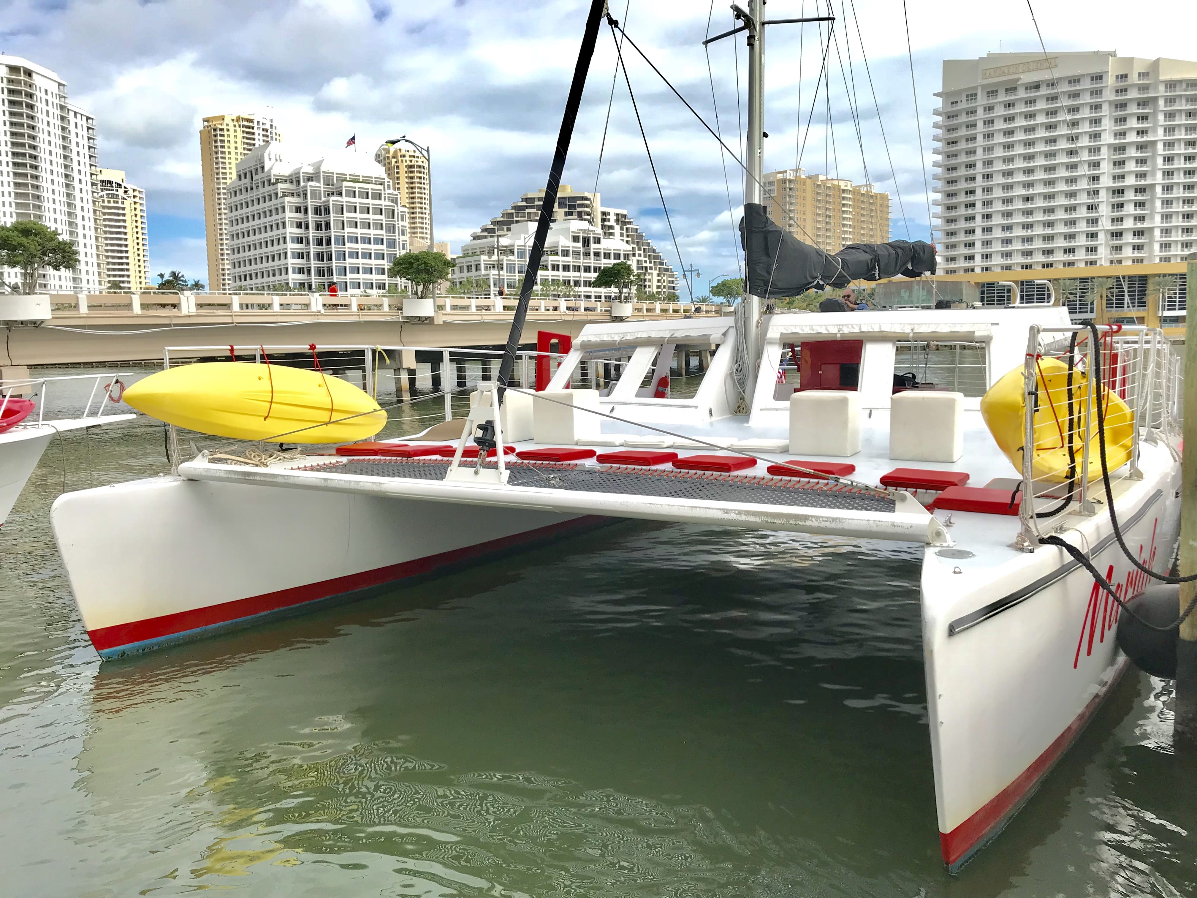 60’ Catamaran + Water toys (40 people)