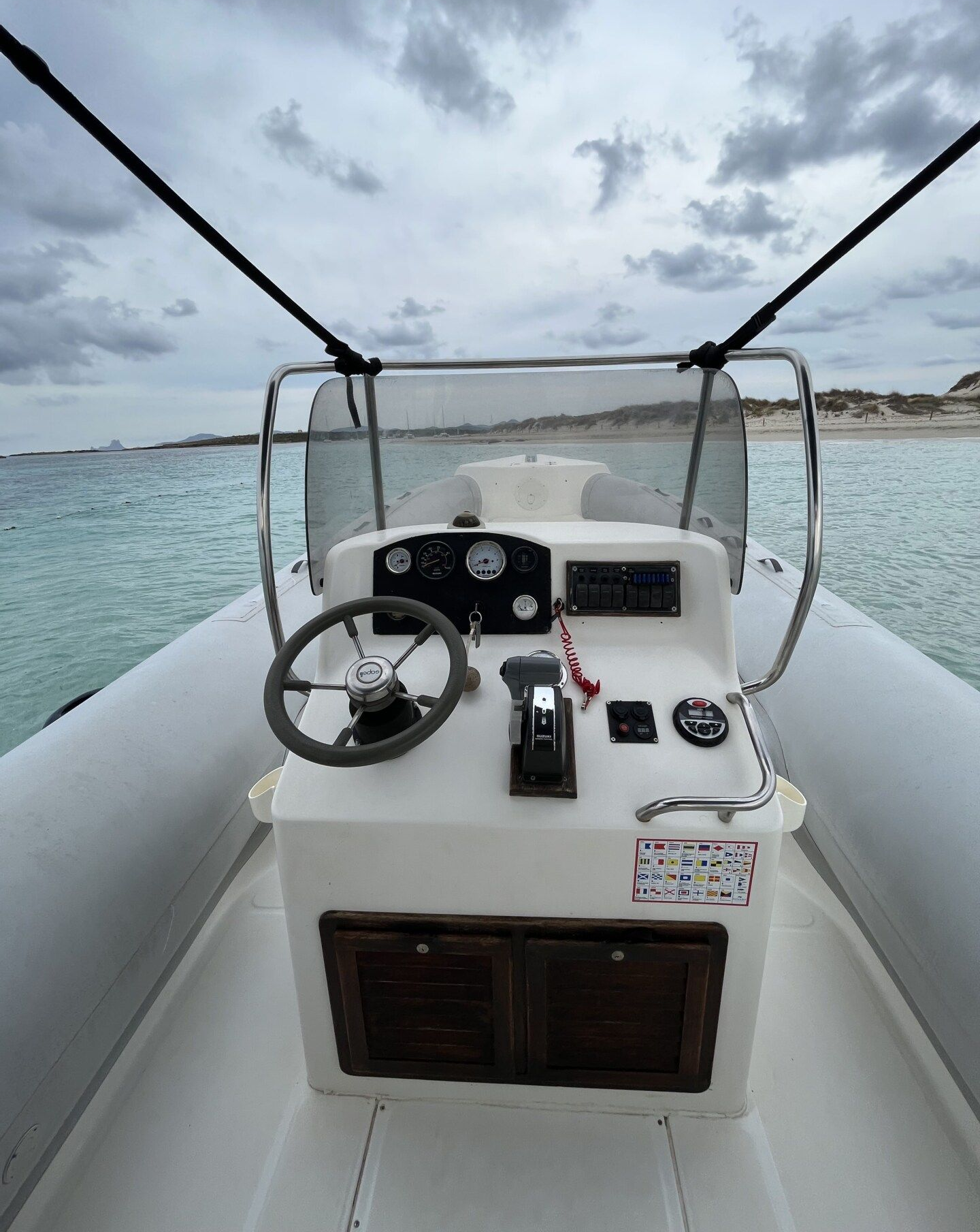 Capelli — Tempest 7.5 (2015)